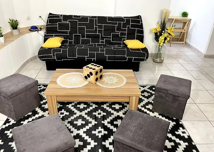 Mer, Soleil Et Lägenhet